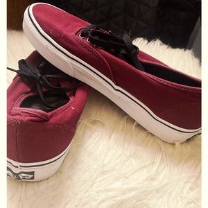 Vans Classic Canvas Shoes Maroon